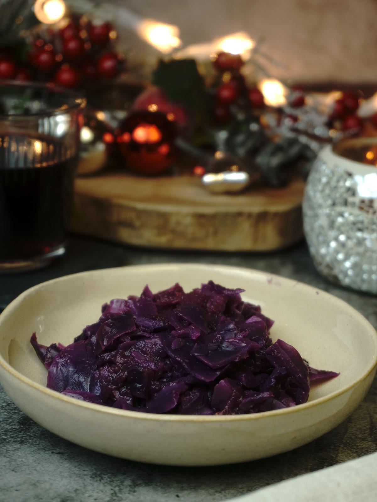 Red Cabbage With Apples 1