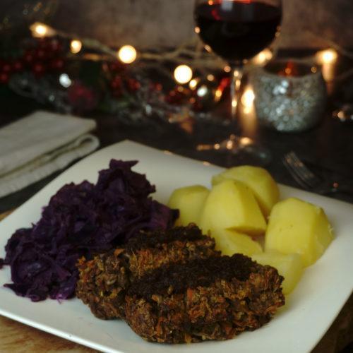 Vegan Lentil Loaf With Cranberry Sauce and Red Cabbage 17