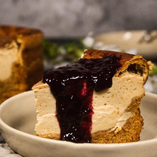 Veganer Cheesecake mit Blaubeersoße 17