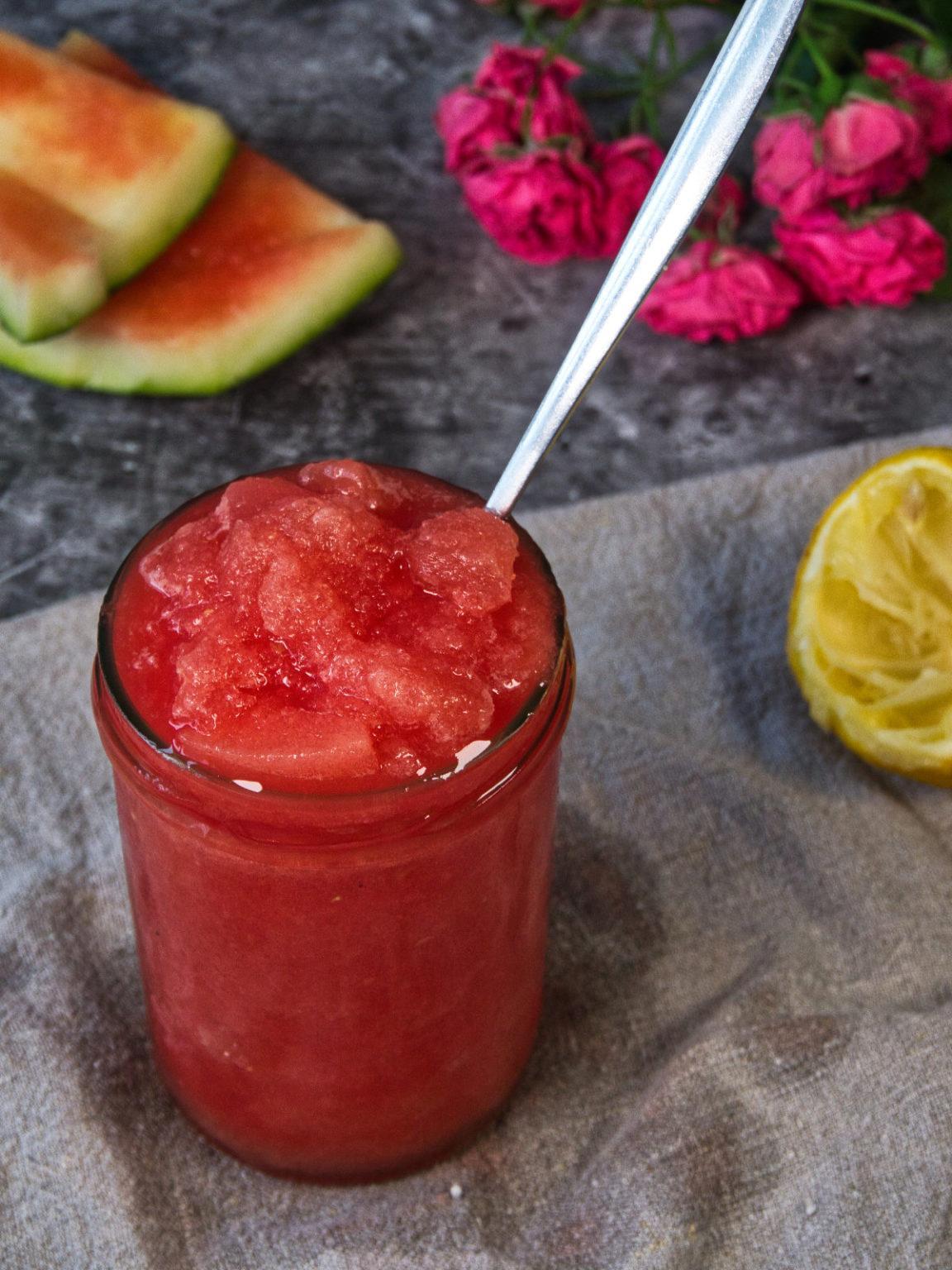 Wassermelonen-Slush aus 2 Zutaten | Gesundes Rezept 🌱