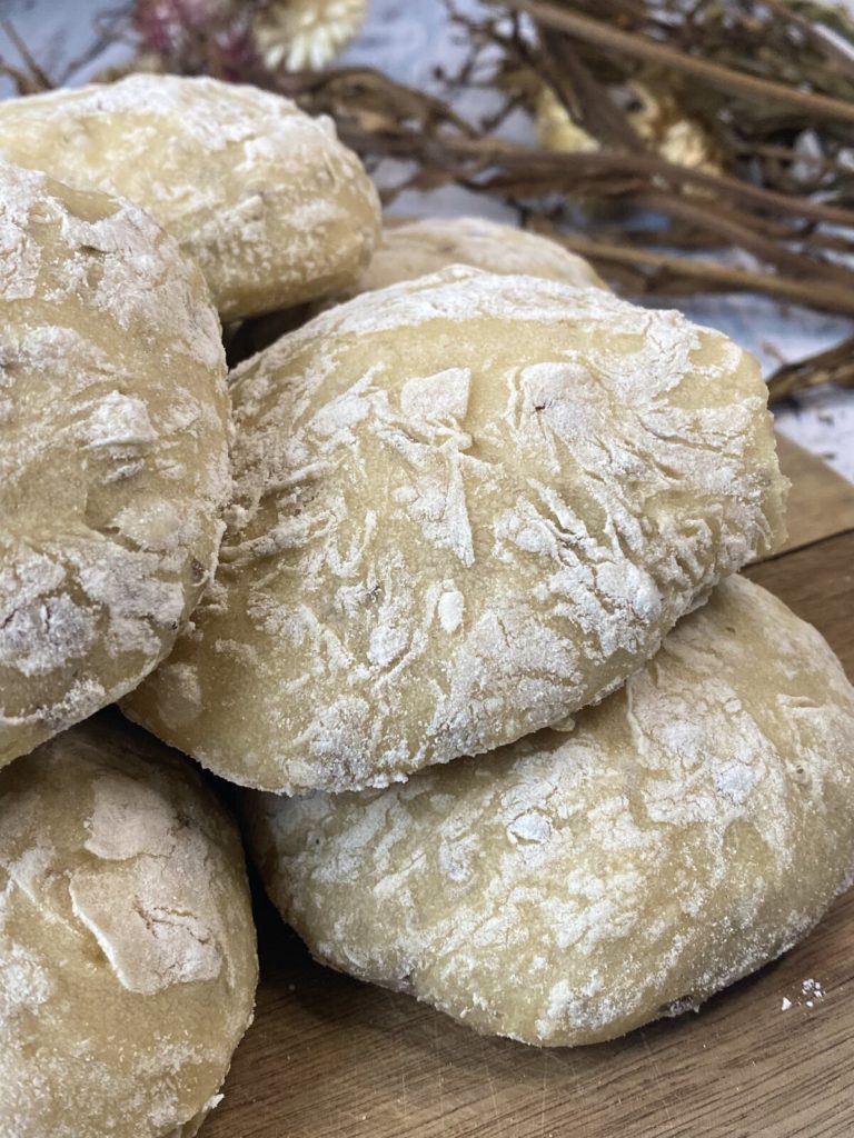 Healthy spelt baked rolls 15